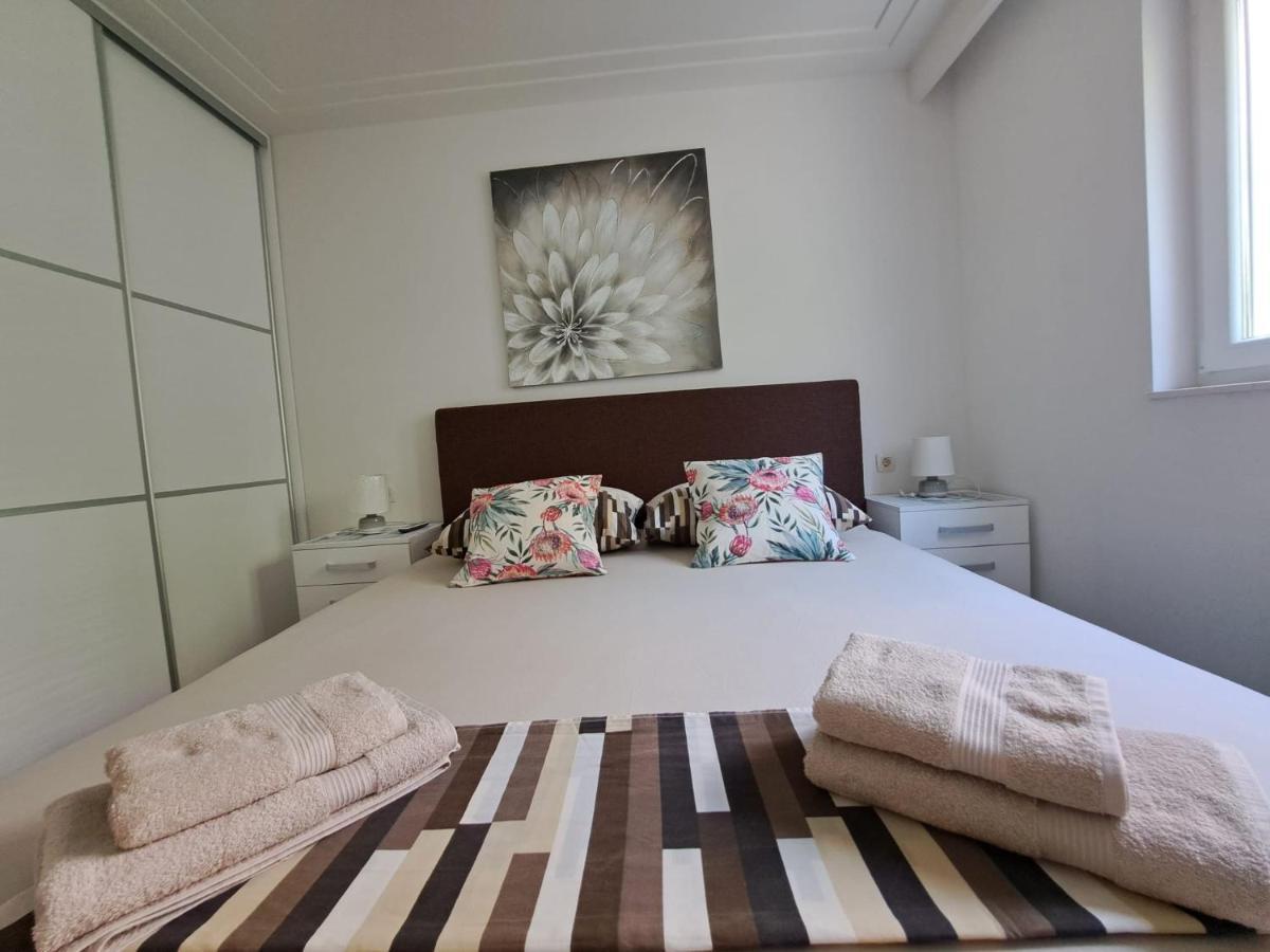 "Modern Apartment Matutu" - Parking Is In The Garage Makarska Exterior photo